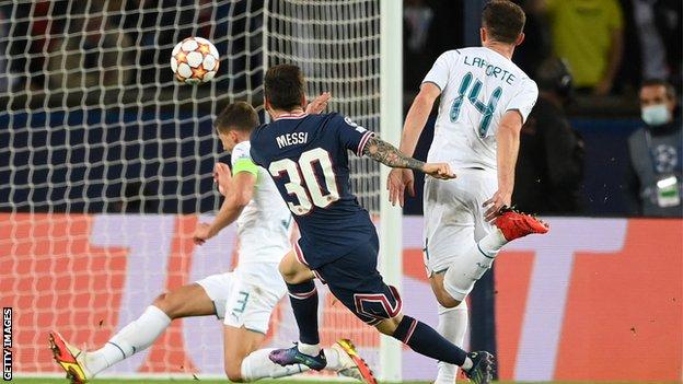 _120729327_messi-goal_PcT5ETSbHX